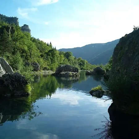 Eco-responsable Exceptionnel Pour 6 Ou 8 Personnes Secteur Gorges Du Tarn Ferienhaus